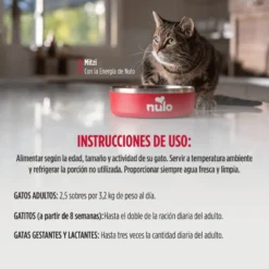 Nulo Comida húmida Mousse cremosa de Vaca e Sardinhas em saquetas para gatos