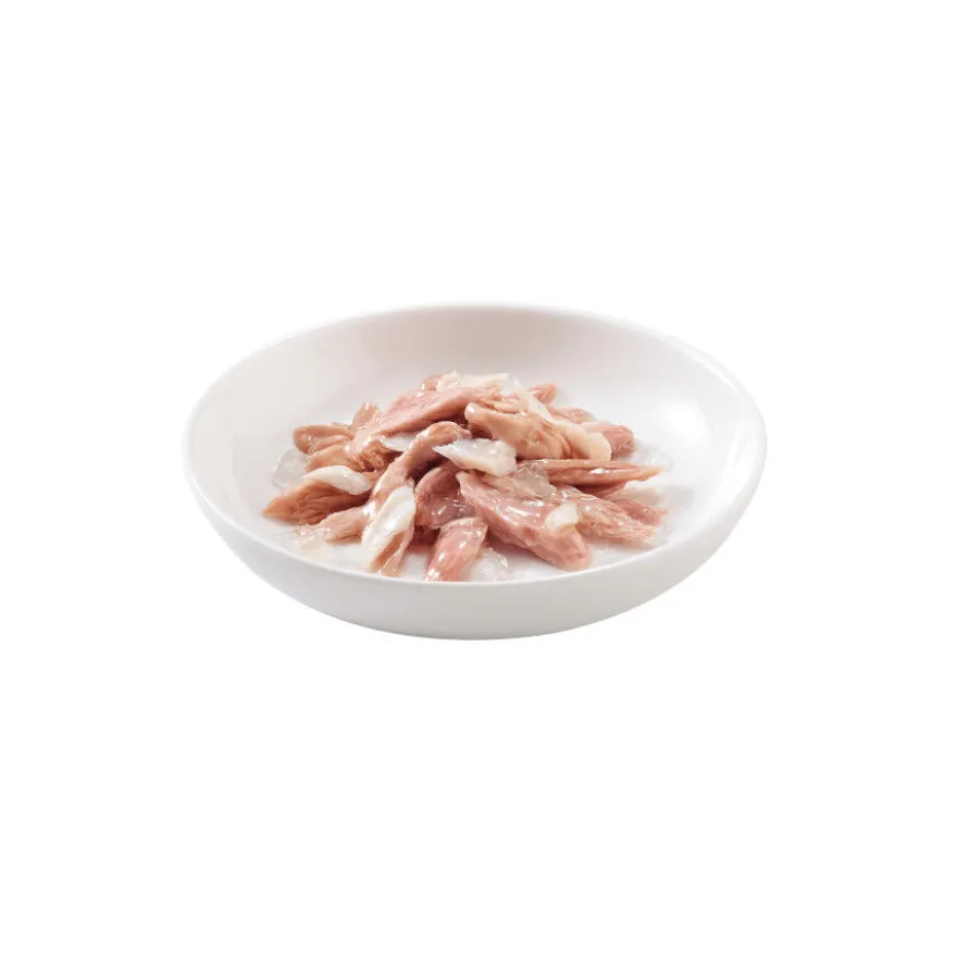 Schesir Adult Atum com Peixe Dourado em lata para gatos